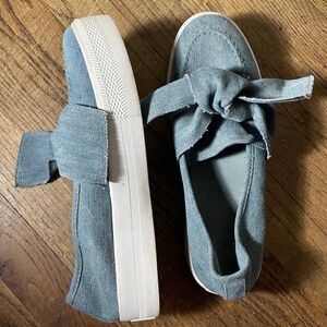 Guess Jean Bow Platform Shoes Size 9 1/2M